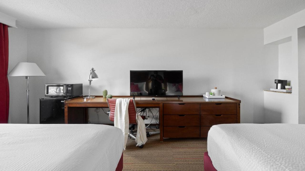 315 Loso Hotel Airport Charlotte Extérieur photo