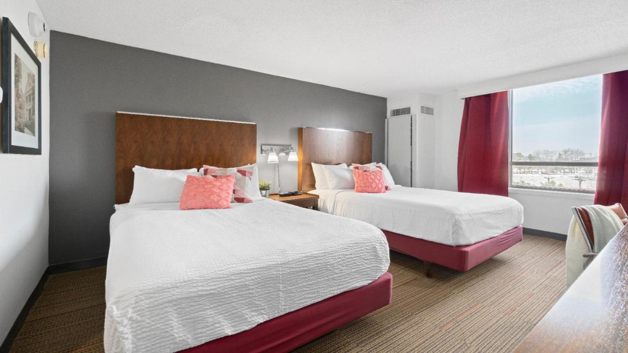 315 Loso Hotel Airport Charlotte Extérieur photo
